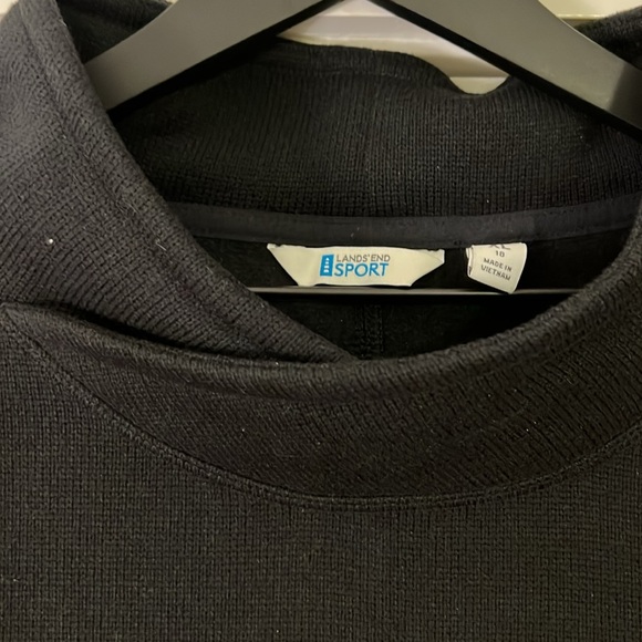 NEVER BEEN WORN Lands' End Sport Black Mockneck Pullover - Picture 2 of 3